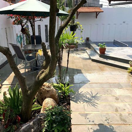 Villa Rumah Ibu Dago Bandung Luaran gambar