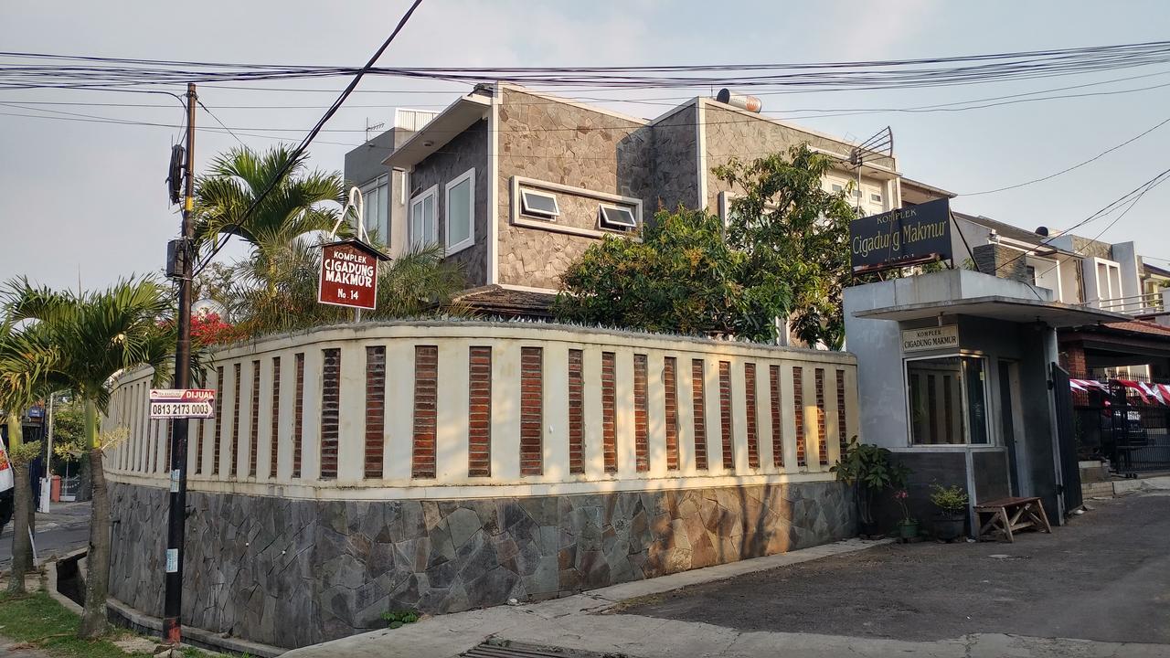 Villa Rumah Ibu Dago Bandung Luaran gambar