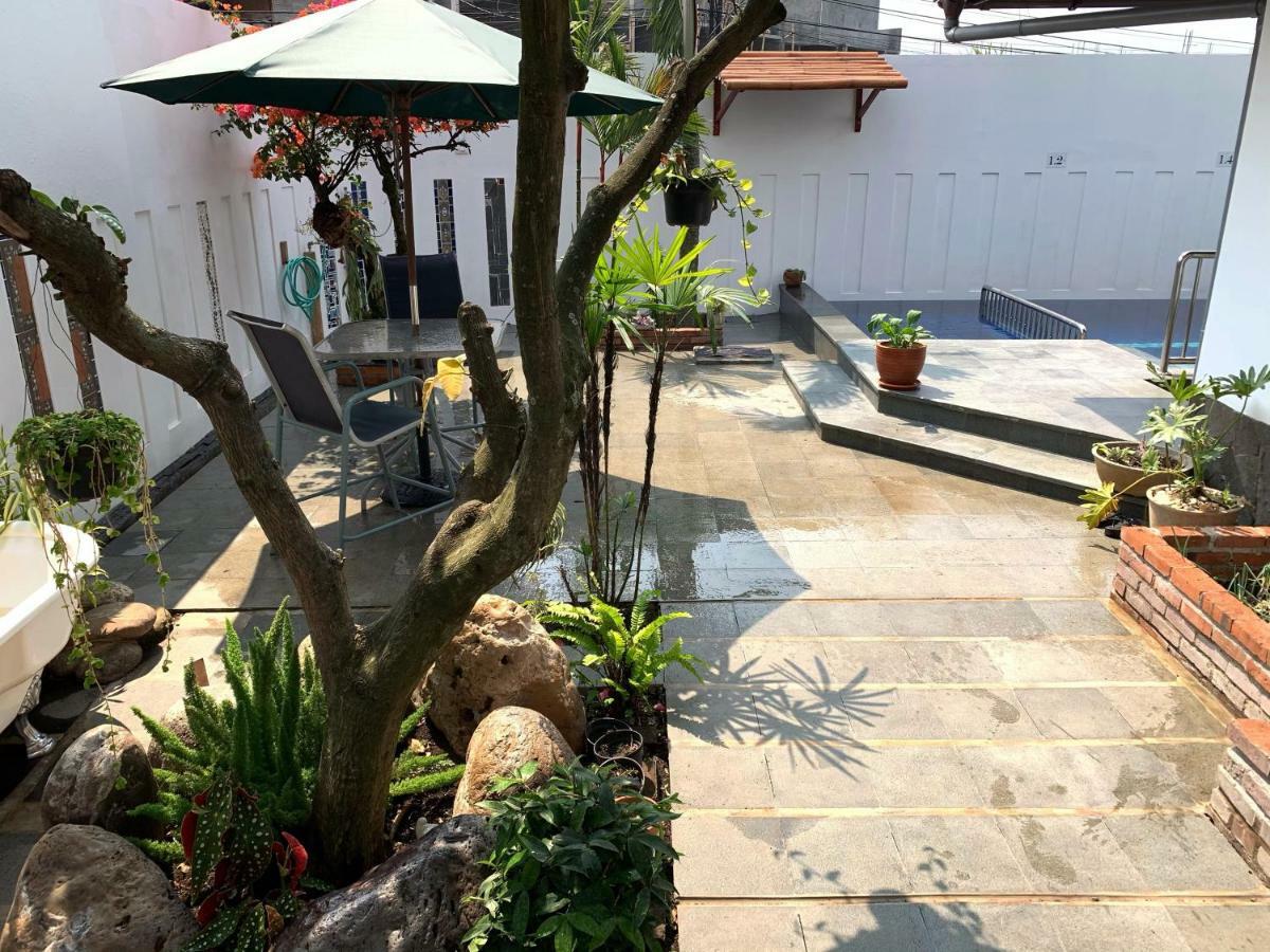 Villa Rumah Ibu Dago Bandung Luaran gambar
