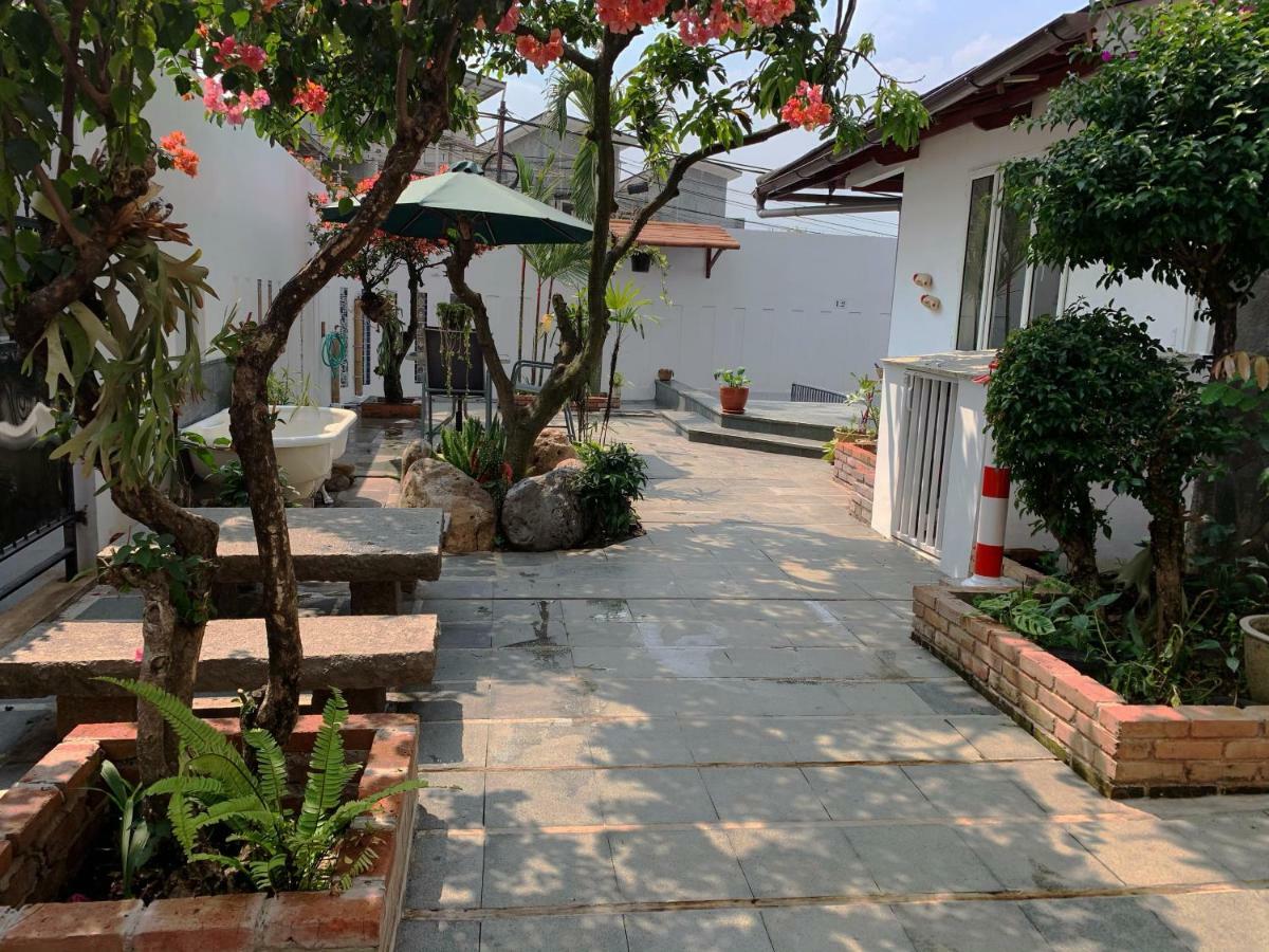 Villa Rumah Ibu Dago Bandung Luaran gambar