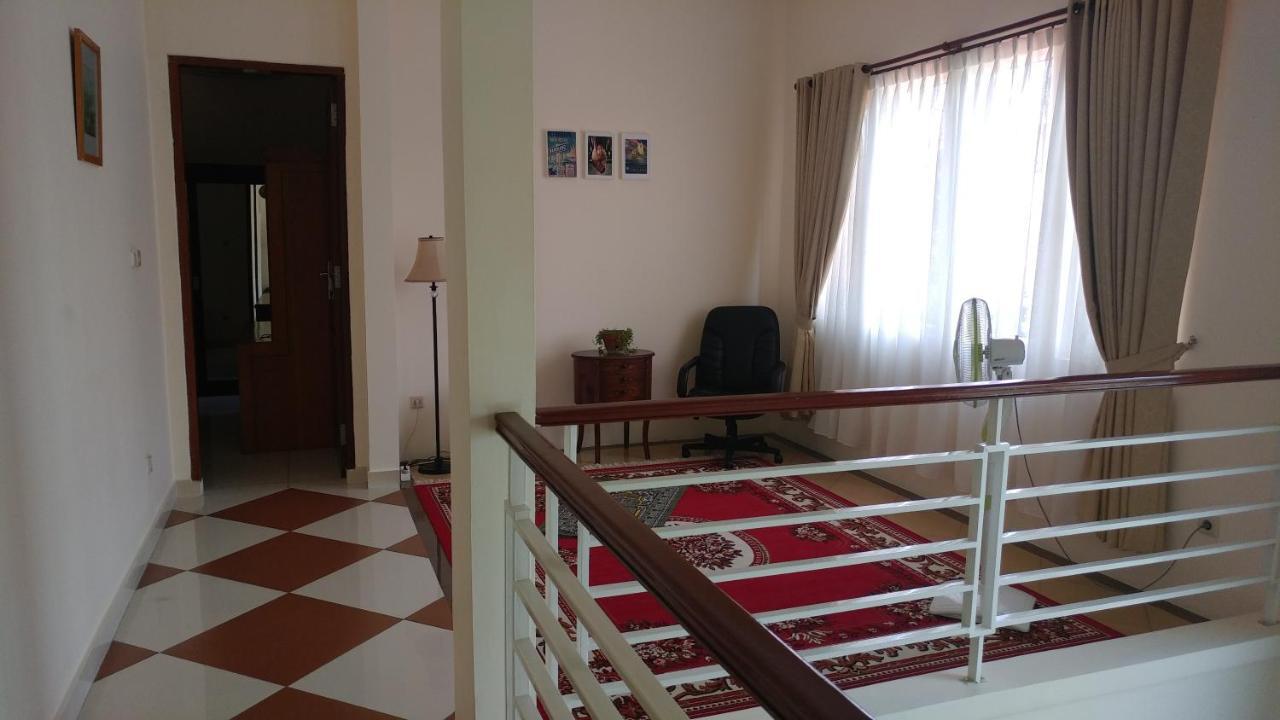 Villa Rumah Ibu Dago Bandung Luaran gambar